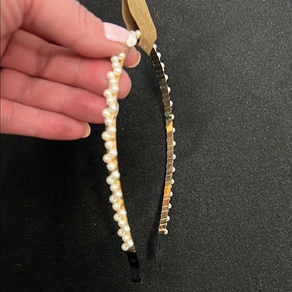 Elegant Pearl Embellished Headband - Picture 2 of 3